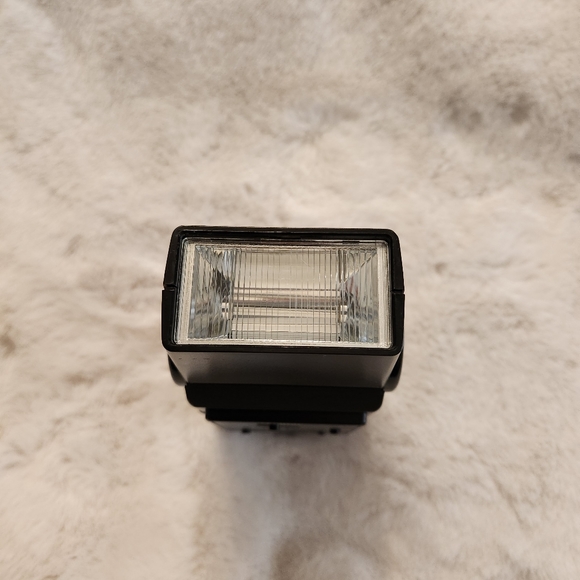 Vivitar Auto Thyristor 550FD Shoe Mount Camera Flash Untested - Picture 10 of 15